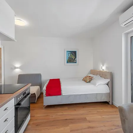 Ineta Apartmán *
