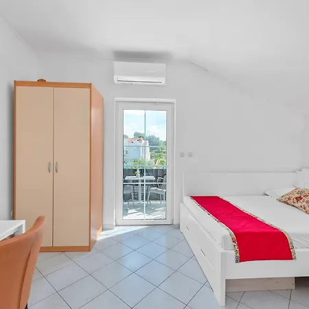 Apartmán Ineta Sveti Filip i Jakov