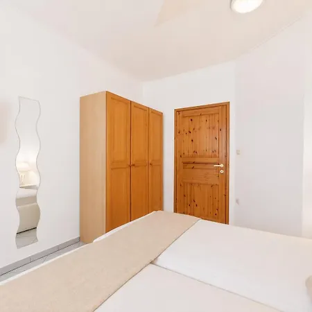 Ineta Apartamento
