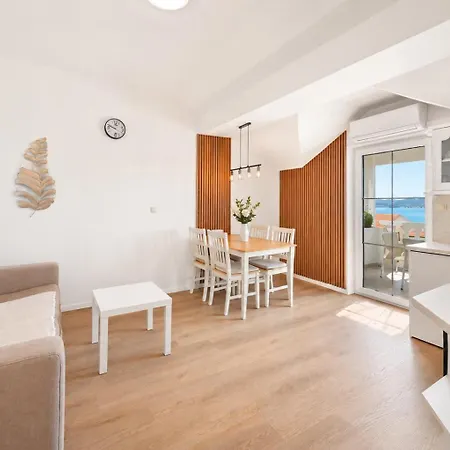 Apartamento Ineta Sveti Filip i Jakov