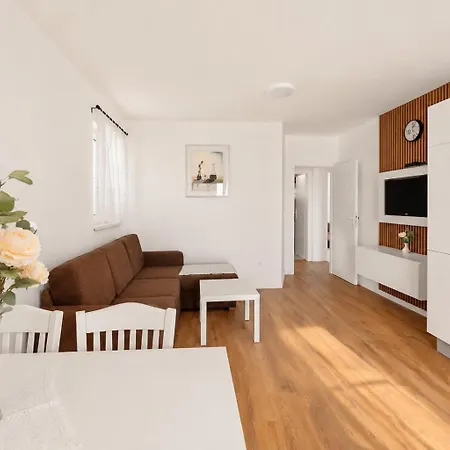 Ineta Apartamento Sveti Filip i Jakov