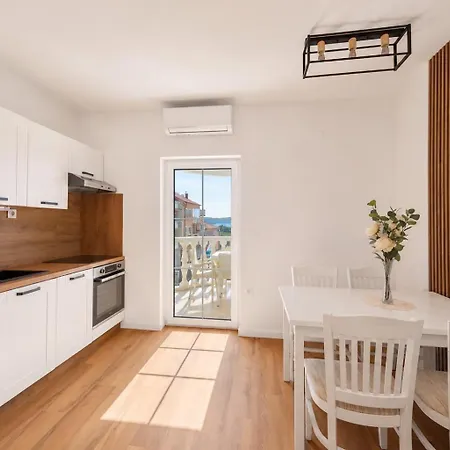 Apartamento Ineta Sveti Filip i Jakov