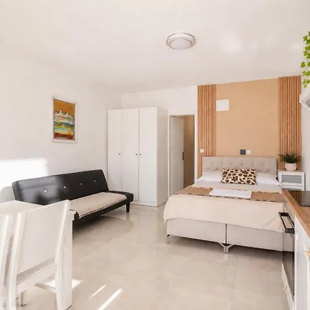 Ineta Apartamento *