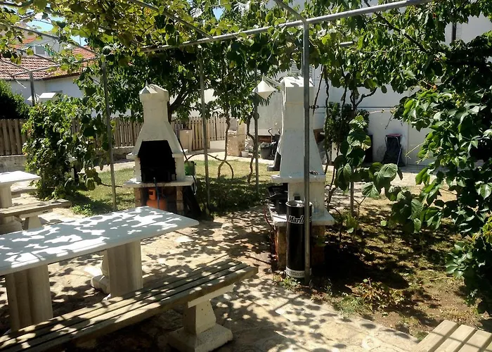 Ineta * Sveti Filip i Jakov