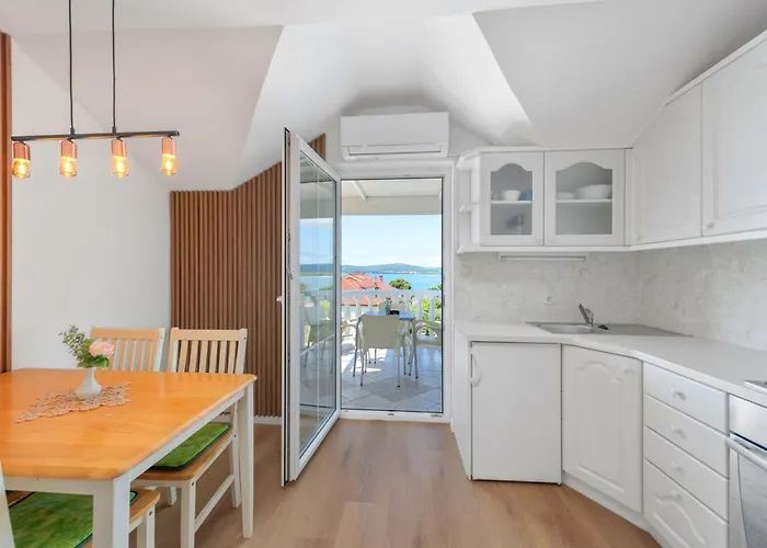 Appartamento Ineta Sveti Filip i Jakov